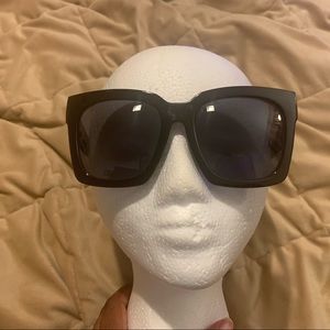 Black Retro Large Frame Sunglasses